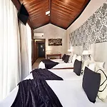 Galeria Hotell 2*