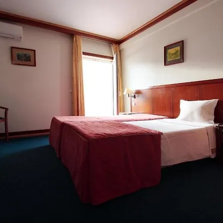 Hotell Galeria 2*