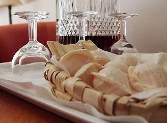 Hotell Galeria 2*
